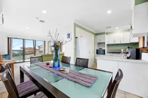 Elevated spacious 4 Bedroom Home with Ocean views. - Image 3