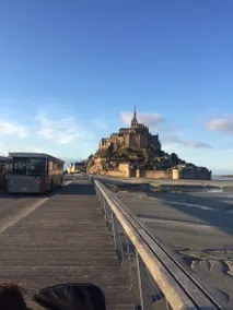 Maison familiale à 10 min du Mont Saint Michel - Image 4