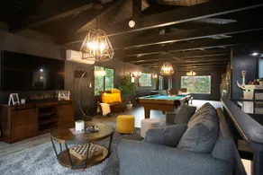 Unique and Modern retreat: The Yellow Door Cabin - Image 2