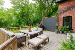 In-town Muskoka Hideaway - Image 4