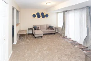 Spacious family friendly home away from home - Image 2