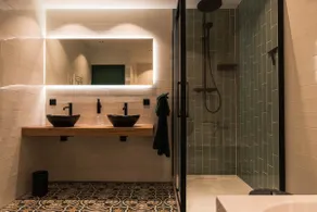 Klompenmaker apartment with kitchen, bathroom, bedroom. - Image 2