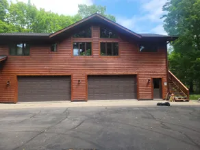 Cozy 2 bedroom with firplace and lake views - Image 3