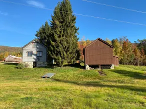 Cozy cottage in scenic surroundings - Image 5