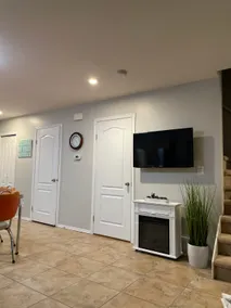 Peaceful townhouse retreat, backing the 5th green. - Image 2