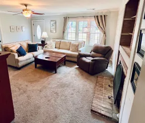 Charming In-Town Home Close to Dining & Shops, UGA - Image 3