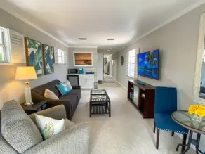 Seahorse Suite Bradenton Hideaway - Image 2