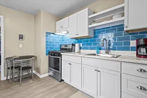 Cozy 1-bd - Perfect for Short and Mid term Stays - Image 2
