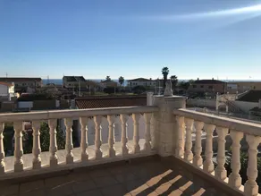 Chalet with two independent houses in Gandia - Image 4