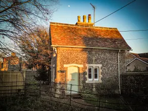 The Gatehouse- a charming historic cottage - Image 3