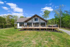 Lakefront House at Summer Breeze w/ Private Dock w/ Kayaks - Image 2