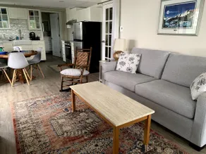 Independent Suite & Private Trail to Sandy Beach - Image 3