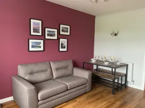 Walking distance to distilleries - Image 4