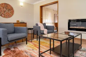 Riverina Retreat - Relaxing Four Bedroom Home - Image 4