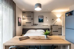 Elegant studio with kitchen in Peschiera del Garda - Image 3
