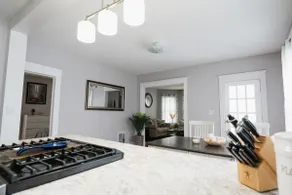Modern and Peaceful Rental in central New Hartford - Image 4