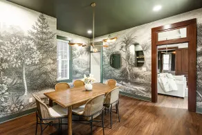 Walk to the OD | Designer Home | Sleeps 10 - Image 2
