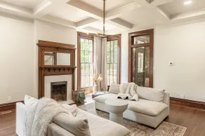 Walk to the OD | Designer Home | Sleeps 10 - Image 5