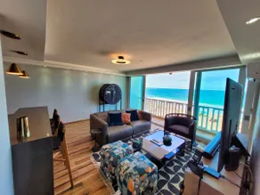 The BEACH PAD- A Beachfront,  Full Ocean View Apartment - Image 4