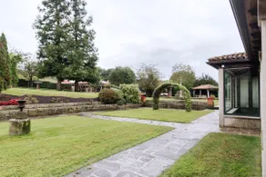 A nice country house with a garden and parking - Image 4
