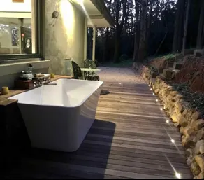 Tucked away-fireplace -outside tub under the stars - Image 4