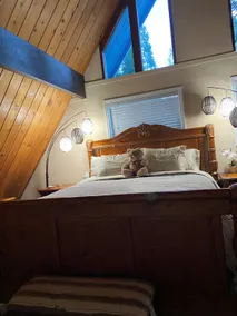 Lazy Bear Cabin - Image 5