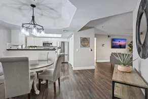 Beautiful newly remodeled 2-Bdrm Biltmore Condo - Image 4