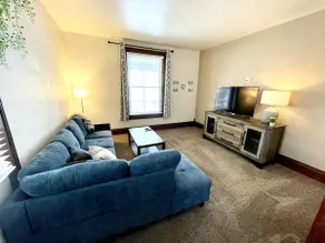 Rose Garden Park Home | Pet-Friendly near Downtown - Image 2