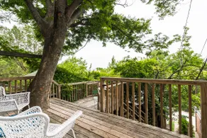 Terraced Townhouse Getaway in Georgetown - Image 3