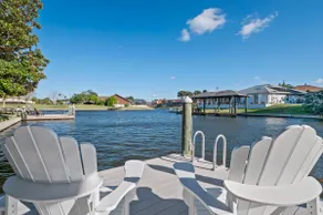 Wasserfront / Pool / Whirlpool / Dock / Spielzimmer - Nahe am Strand - Image 2