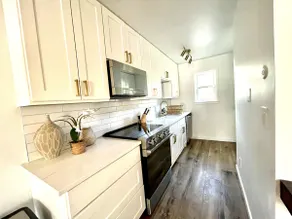 Stunning Downtown 2br/2ba Condo on Pearl St - Image 2
