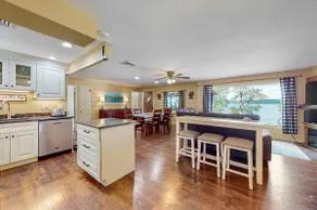 Wallenpaupack - Lake Front 3 Bedroom 2 Bath House - Image 4