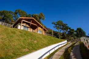 House in the mountains with a swimming pool and a waterfall in the yard!! - Image 3