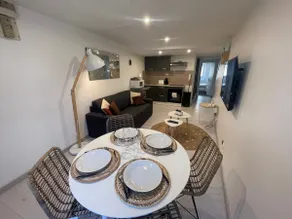 Le Boinot - Patio privé, wifi haut débit, Netflix, stationnement gratuit - Image 4