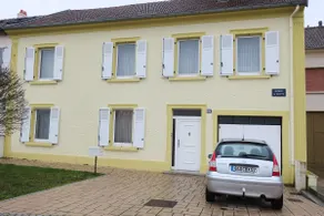 Single-story apartment in village house - Image 3