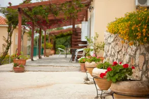 Maria's Garden Apartments - Image 4