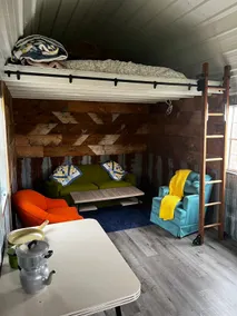 Rustic family friendly off grid cabin - Image 3
