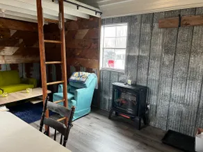 Rustic family friendly off grid cabin - Image 2