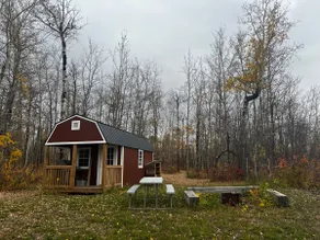 Rustic family friendly off grid cabin - Image 4