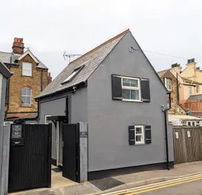 Cocali Cottage - Stunning, Spacious property close to Deal Beach ! - Image 2