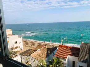 Barcelona's NorthCoast Apartment, Sant Joan Beach - Image 5