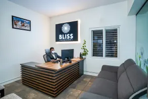 2-Bedroom Luxury serviced apartment - Image 2