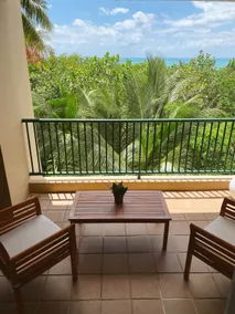 Beachfront 3BR Penthouse w/incredible views - Image 4