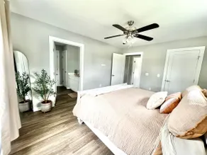 Modern home near downtown - Image 5