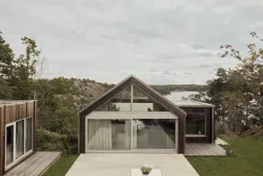 Modern ocean villa in Stockholm archipelago - Image 2