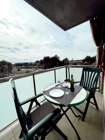 SUNRISE- Few mins BEACH, with POOL and WIFI - Image 3