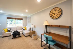 Seattle Charmer - with private patio & green belt! - Image 5