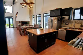 Chica Bean Family Villa - Image 5