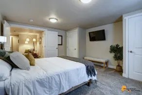 Perfect Parker Place - Private Home - Image 4