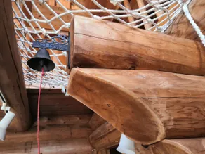 Enjoy nature at an authentic Canadian log house (dream log cabin) that blends in with nature! - Image 4